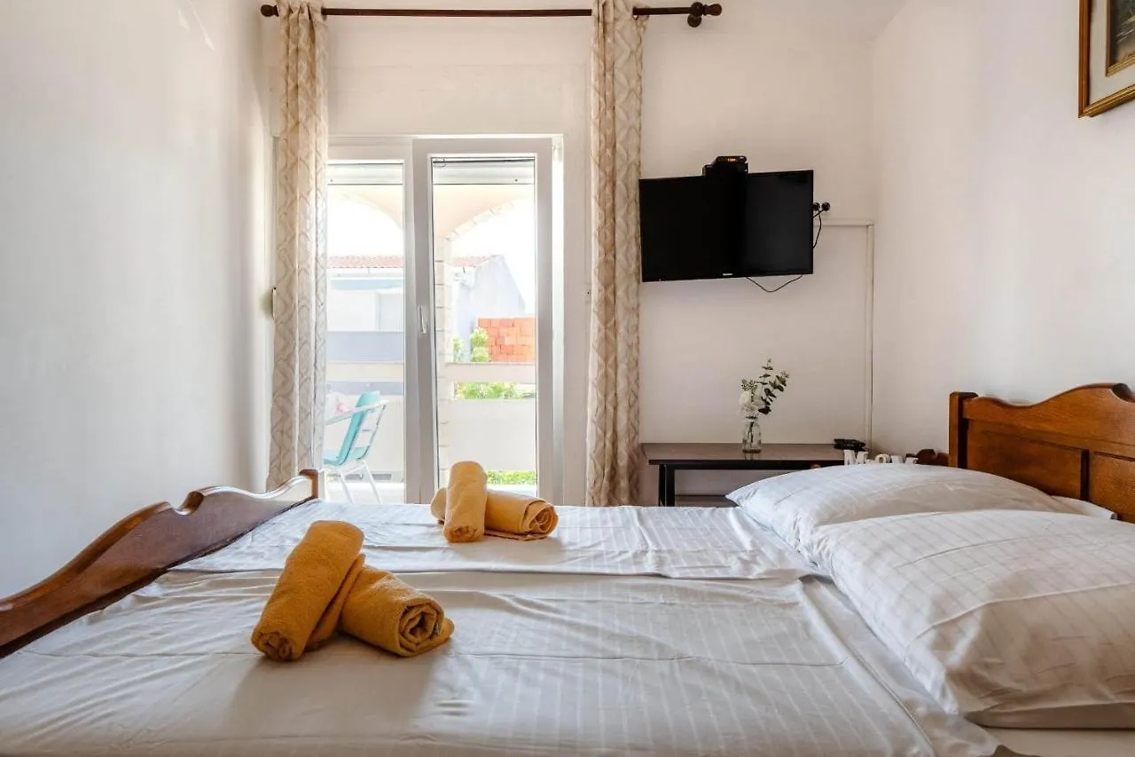Becks Apartment Vir Croatia